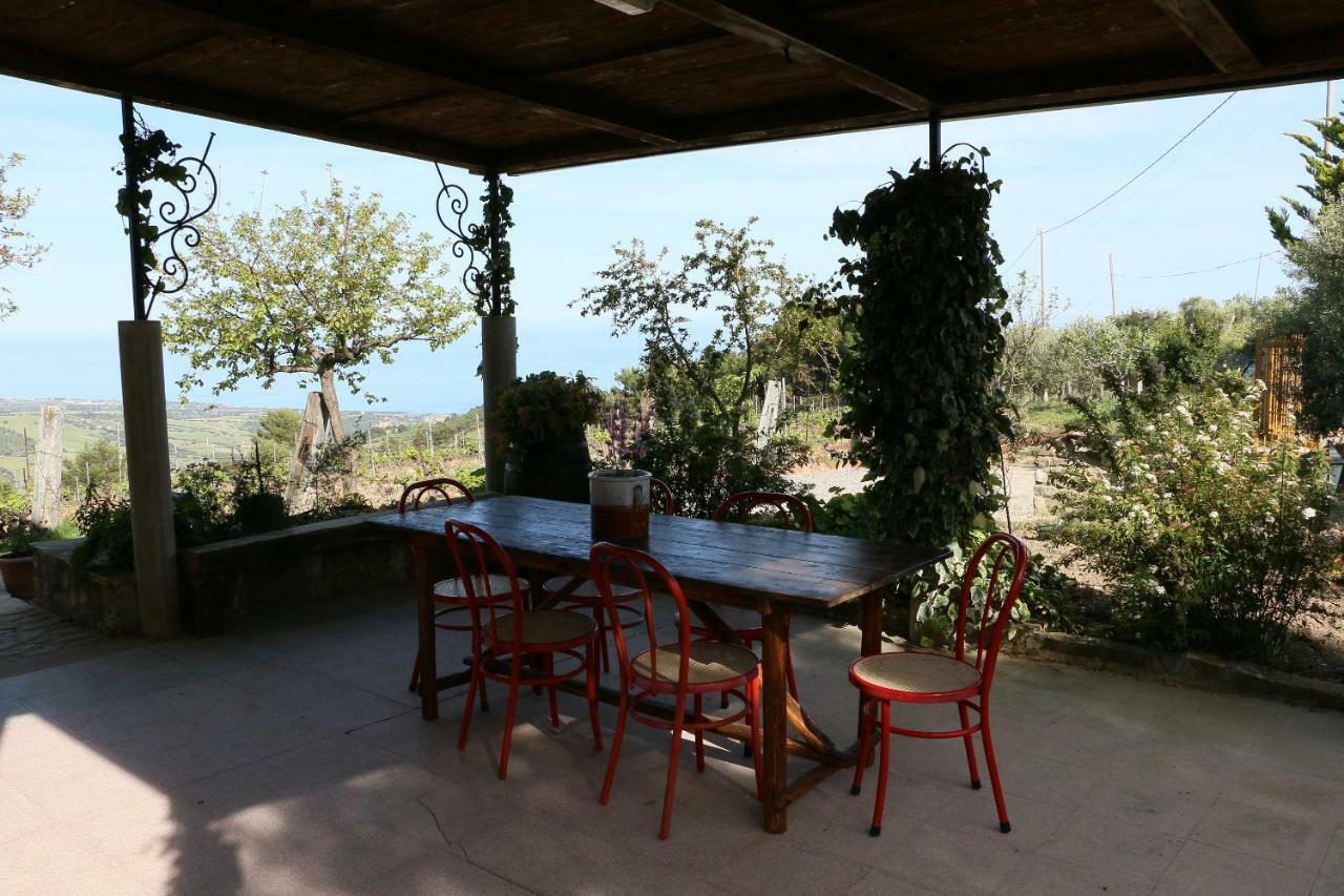 B&B Il Vigneto Trebisacce Bagian luar foto