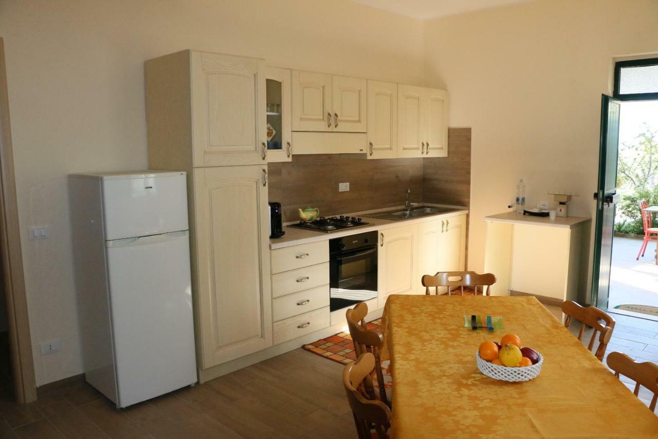 B&B Il Vigneto Trebisacce Bagian luar foto