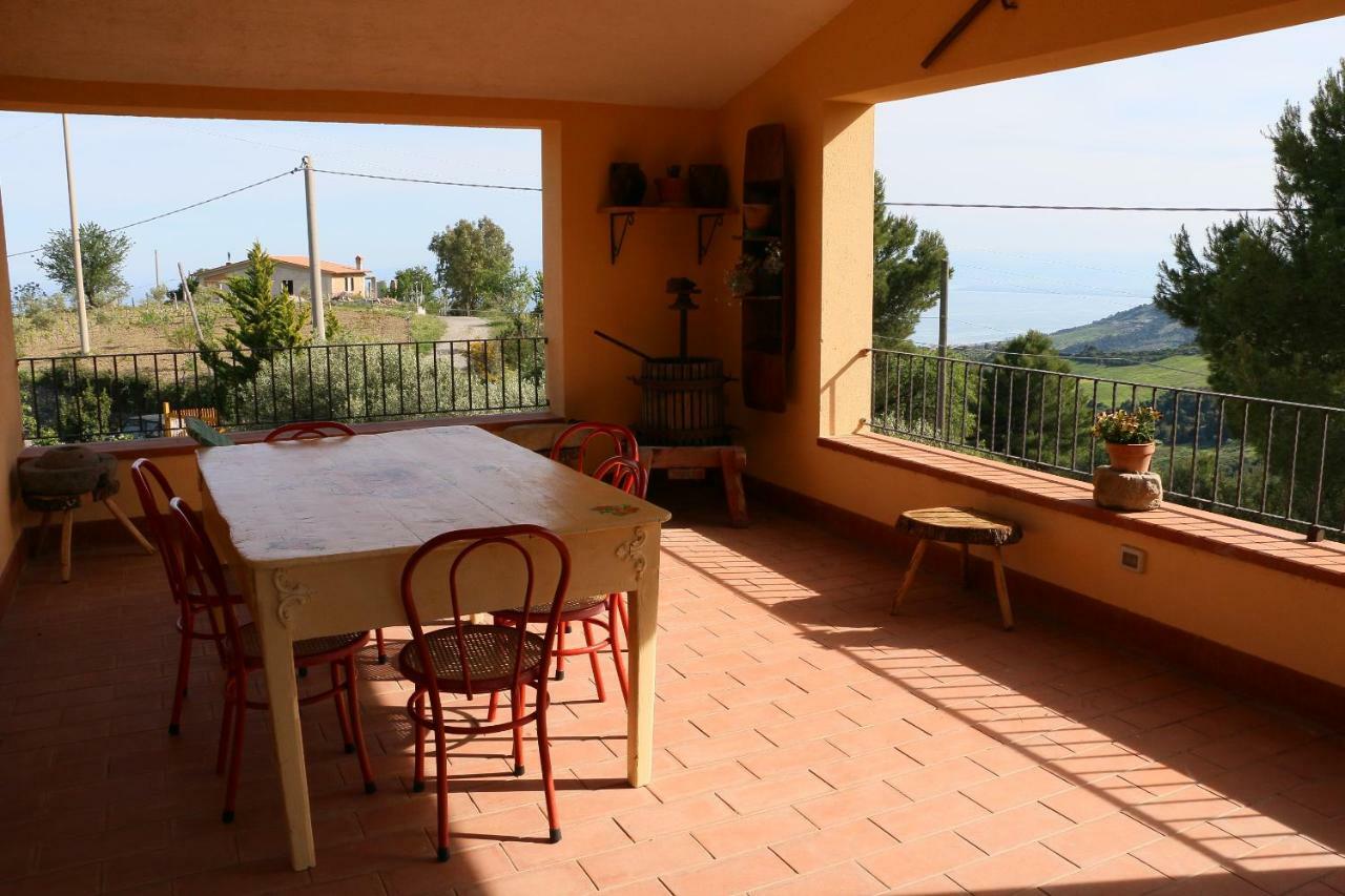 B&B Il Vigneto Trebisacce Bagian luar foto