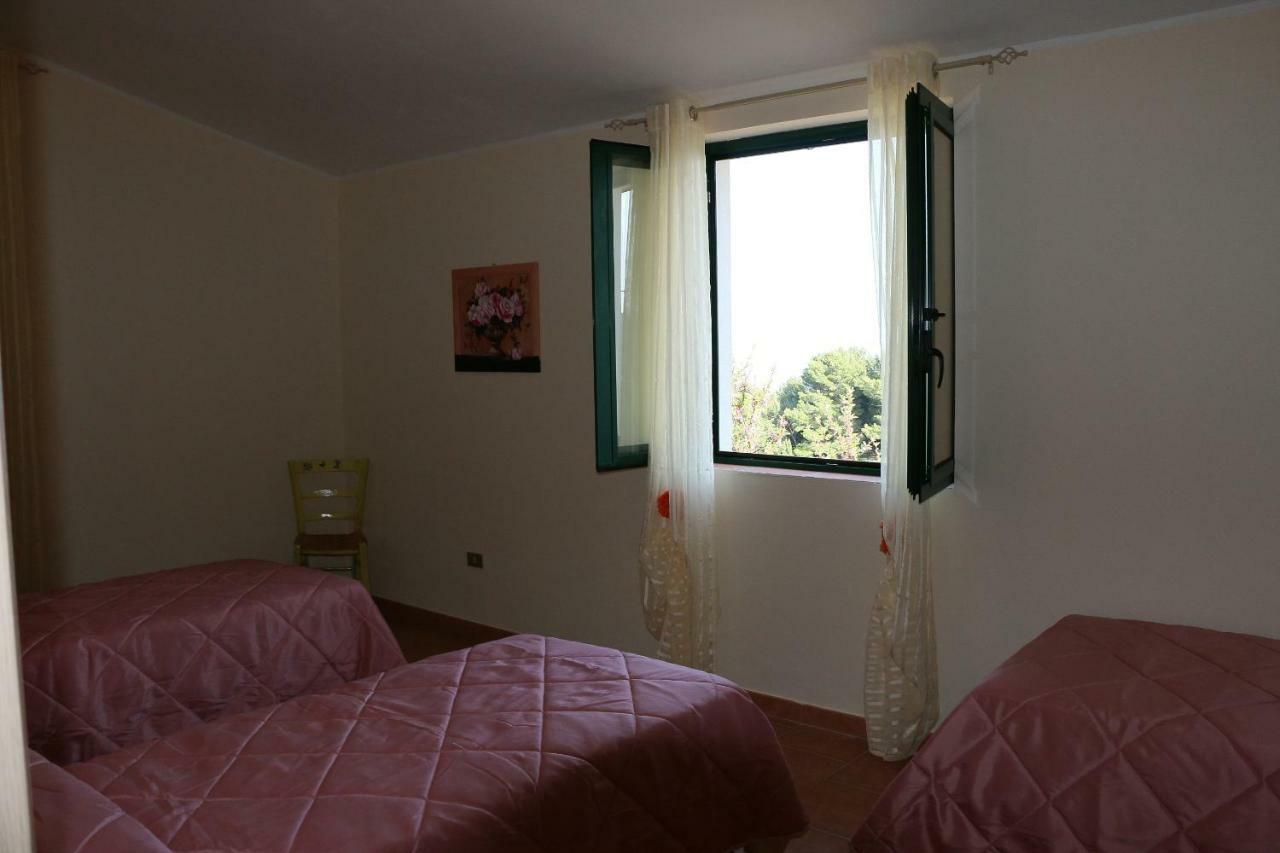 B&B Il Vigneto Trebisacce Bagian luar foto